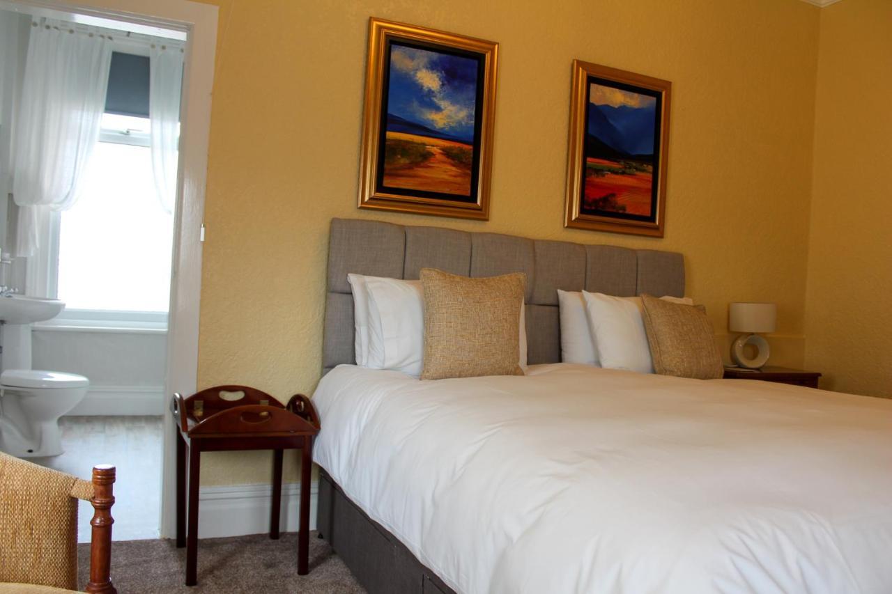The Gaydon Bed & Breakfast Lytham St Annes Bagian luar foto