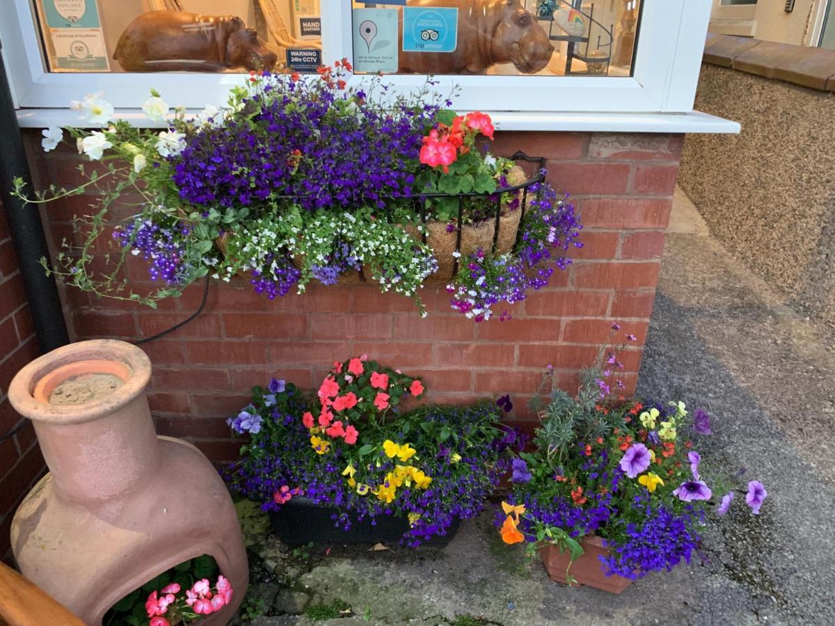 The Gaydon Bed & Breakfast Lytham St Annes Bagian luar foto
