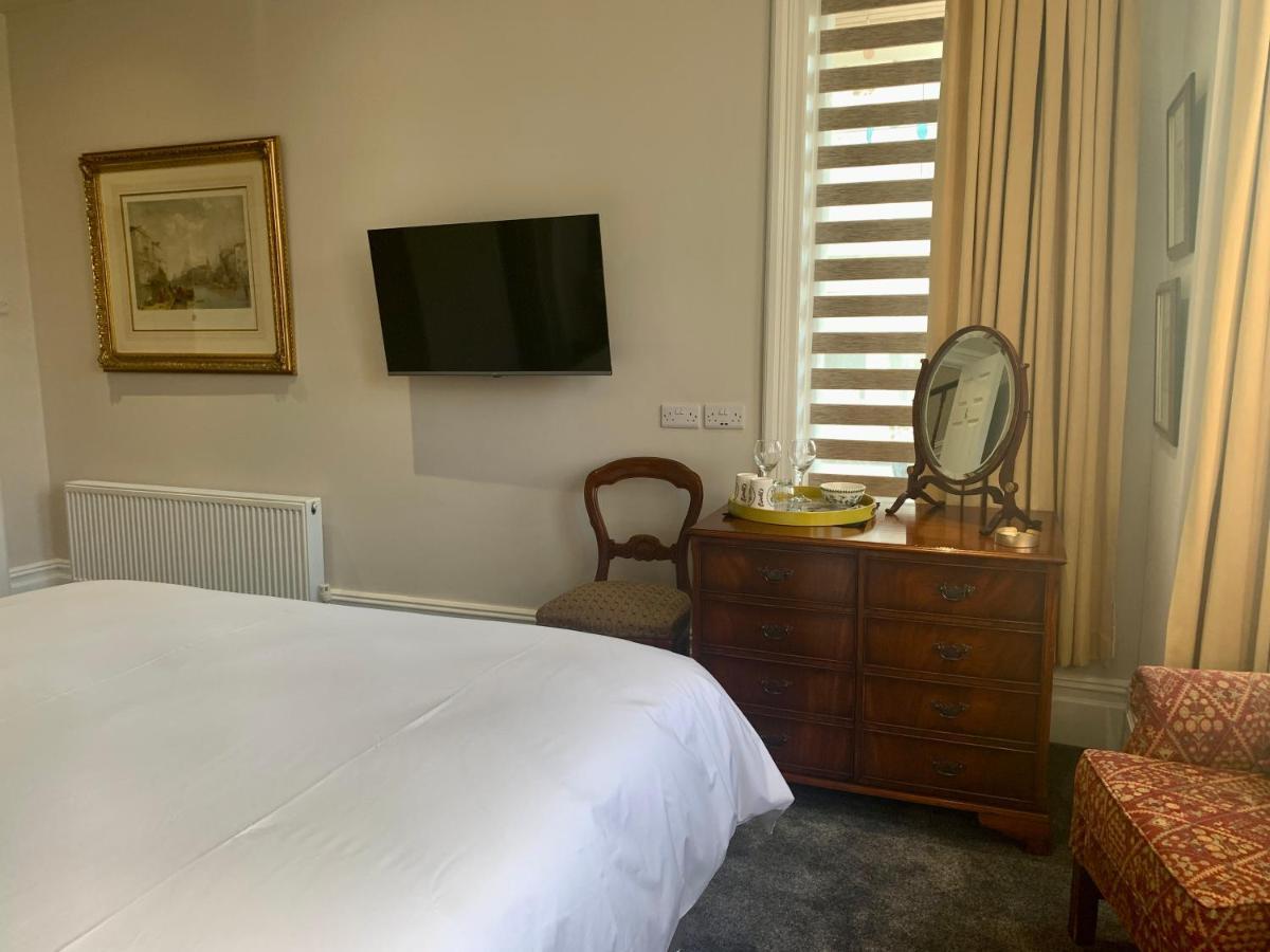 The Gaydon Bed & Breakfast Lytham St Annes Bagian luar foto